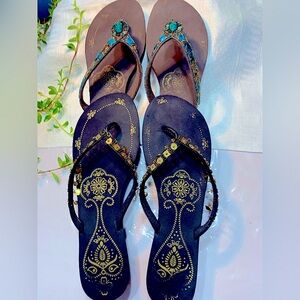 BUNDLE 2 PAIR thong sandals, gold bangles/black & turquoise gold beads/black 9.5